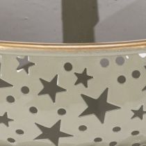 gjenstander Dekorativt serveringsbrett med håndtak, stjernemotiv, to nivåer, 49 cm