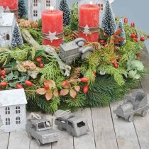 gjenstander Dekorative vintagebiler i metall til oppheng, assorterte størrelser, 9-10 cm, 4 stk.