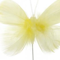 Dekorative sommerfugler på en ledning, vårdekorasjoner, fjærsommerfugler i gule nyanser 6stk