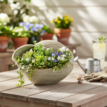 gjenstander Keramikkskål med skjelldesign for elegant dekorasjon i stuen, 23 cm