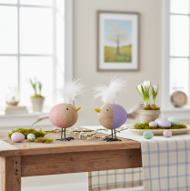 gjenstander Dekorativ trefugl med fjær og fargerik kropp til borddekorasjon, 10 cm, 6 stk.