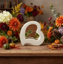 gjenstander Hjerteformet dekorasjon for planting og blomsteroppsatser, åpen design, moderne hjerteform, 19 cm