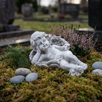 gjenstander Engel liggende dekorativ figur gravdekor grå polyresin 22cm