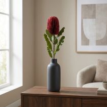gjenstander Kunstig blomst Banksia Red Burgundy Artificial Exotics 64cm