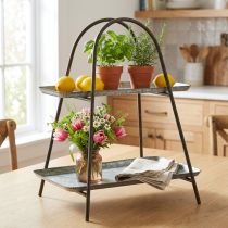 gjenstander Kakestativ vintage dekorativ brettbordhylle metall H47cm