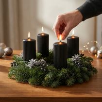 gjenstander Elegante svarte kuppellys med rillet design, 70/130 mm, sett med 4 - Allsidige dekorative lys til advent og feiringer