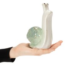gjenstander Keramisk dekorativ sneglefigur for stilige bomiljøer og fortryllende borddekorasjoner, 16 cm