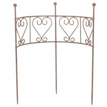 gjenstander Halvsirkelformet espalier med hjerteornament. Perfekt for rustikk hagedekorasjon. 42 cm