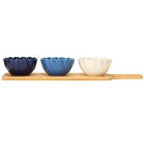 gjenstander Tapassett med keramikkskåler på brett blått og hvitt 40×10cm