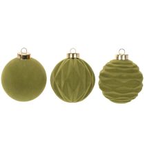 gjenstander Julekule i fløyelslook, grønn, teksturert blanding, 8 cm, 12 stk. Julekule i flokket mosegrønn, plastkuler i flokket mosegrønn. Bomullssnorer inkludert til hver kule.