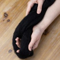 gjenstander Dekorativ ull, ullsnor, tovet ull til kreativt håndverk og blomsterdekorasjon, 2m, svart