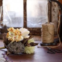 gjenstander Kunstig blomsterbukett, rose, hortensia, tørt utseende, vintage dekorasjon, 38 cm