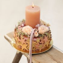 gjenstander Emne til håndverk av sugerørringer til DIY-dekorasjoner og blomsterdekorasjoner