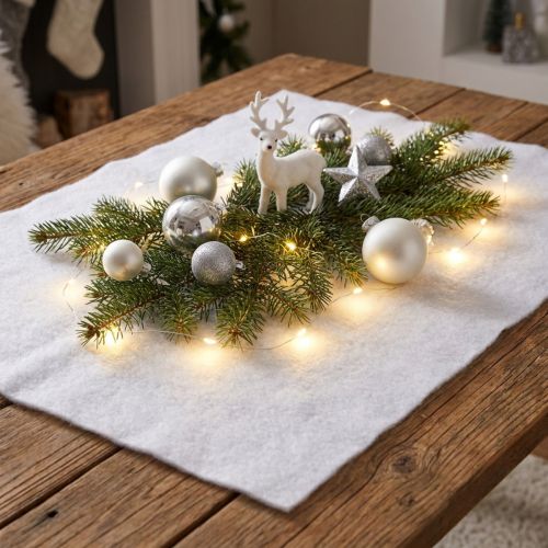 Snøteppe dekorasjon snø i hvit vinterdekor 240×90cm | Floristik24.no