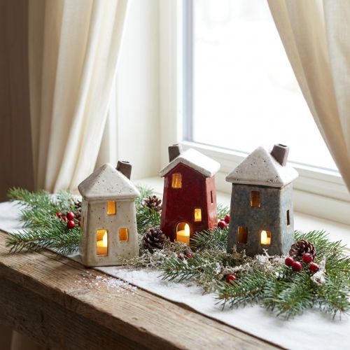 gjenstander Keramikkhus adventsdekorasjon krem rød grå 8,5/9,5 cm 3 stk