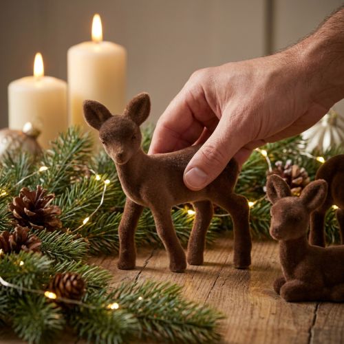 Dekorativ figur hjort fawn flokket brune julefigurer 10,5cm 6 stk | Floristik24.no