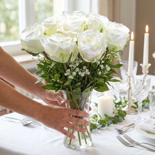Dekorative rosesilkeblomster i en bunt krem 36cm 8 stk | Floristik24.no
