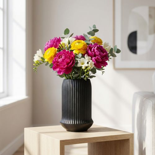 Keramikkvase med riller Sort keramikkvase Ø13cm H20cm | Floristik24.no