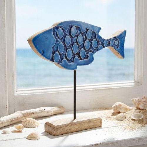 Maritim dekorativ trefisk på stativ blå 25cm × 24,5cm | Floristik24.no