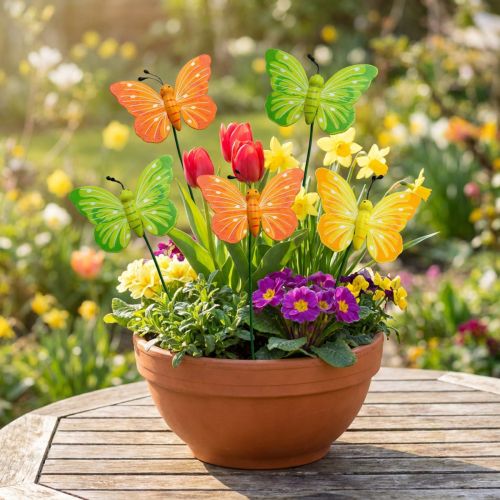 Tresommerfugler på pinne, assortert i 3 farger, 8 cm, 24 stykker | Floristik24.no