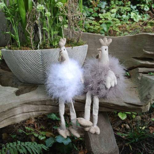 Floristik24 Påskepynt kyllingpar, kantseter, fjær, dekorative kyllinger med fjær 2 stk.