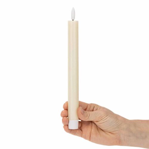 LED-konisk stearinlys i hvitt med varmt hvitt lys, 24 cm, med timer, 2 stk. | Floristik24.no