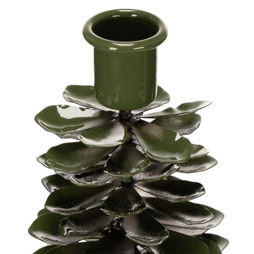 Lysestake i juletredesign,