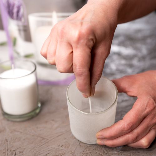 gjenstander Stearinlyssand hvitt voksgranulat for stearinlys med veke 400g