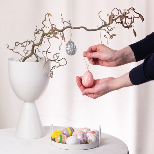 gjenstander Påskeeggpynt som dekorative ideer. Sjarmerende påskepynttilbehør, 6 cm, 6 stk.