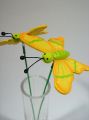 Floristik24 Butterfly on pick grønt / gult treverk 7cm (24stk)