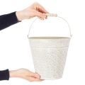 Dekorativ bøtte, hvitkalket, med håndtak, Ø20,5 cm, dekorasjon i metallpotte | Floristik24.no