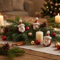 Keramisk julenissefigur, rød, 7cm – Festlig julepynt – 6 stk | Floristik24.no