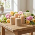 Søylelys beige rillet lys 70/90mm 4 stk | Floristik24.no