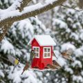 Fuglemater Rød og hvit metall Fuglemater H19cm | Floristik24.no